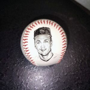 CAL RIPKEN Jr Ironman Commemorative Baseball FOTOBALL MLB